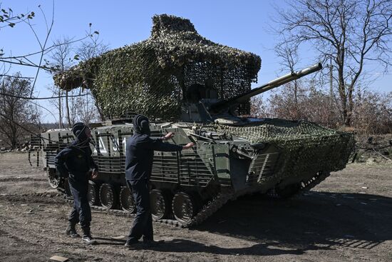 Russia Ukraine Military Operation BMP Crews Training