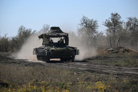 Russia Ukraine Military Operation BMP Crews Training