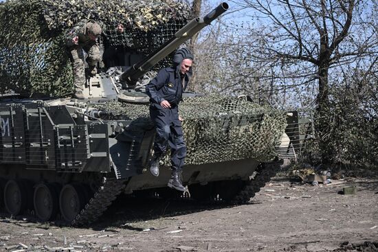 Russia Ukraine Military Operation BMP Crews Training