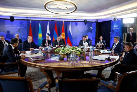 Armenia Mishustin Eurasian Economic Forum