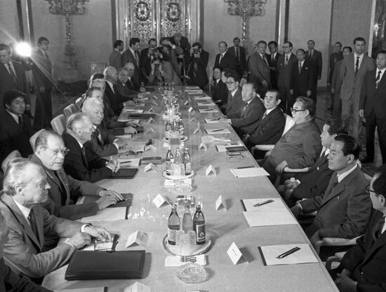 Kim Il Sung visits USSR