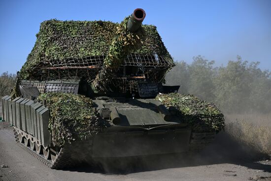 Russia Ukraine Military Operation Tank Units