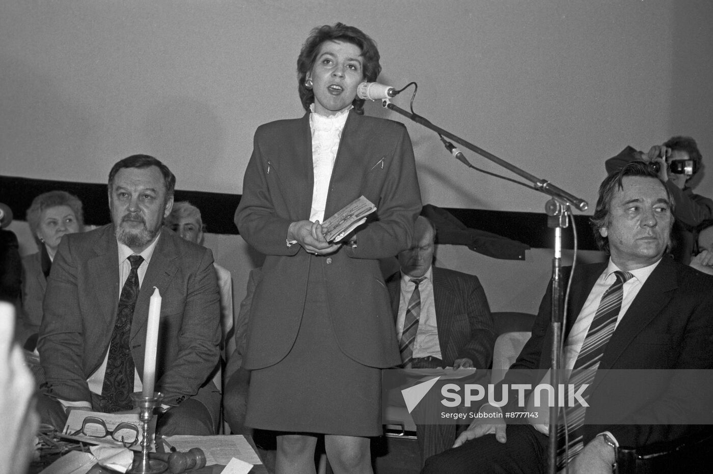 Meet-and-greet with poet Anatoly Lukyanov