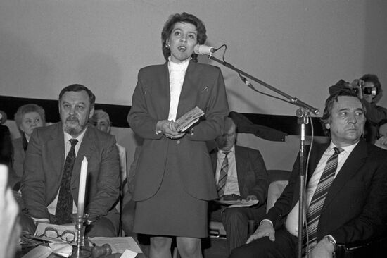 Meet-and-greet with poet Anatoly Lukyanov