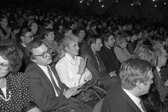 Meet-and-greet with poet Anatoly Lukyanov