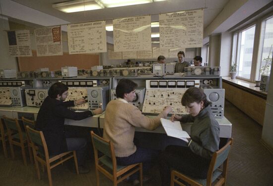 Bulgarian students of Moscow Energy Institute