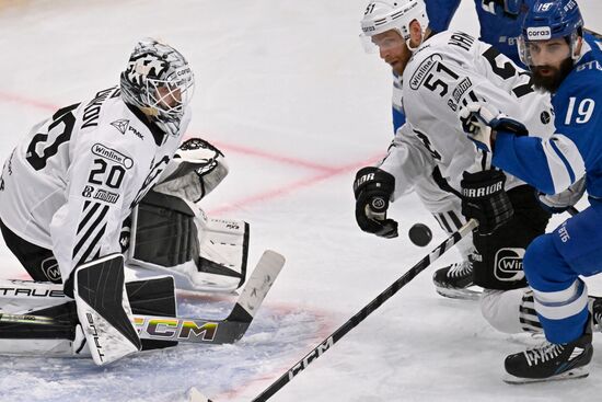 Russia Ice Hockey Kontinental League Dynamo - Traktor