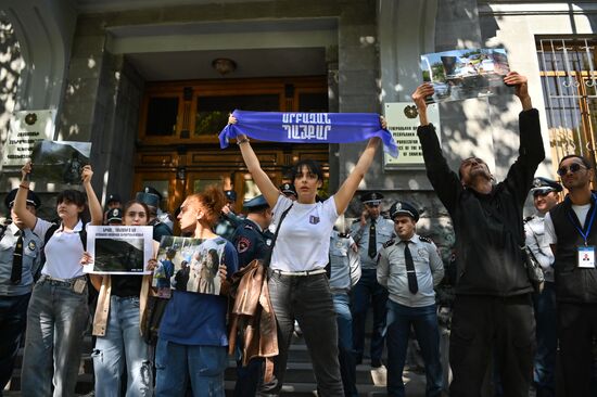 Armenia Protest