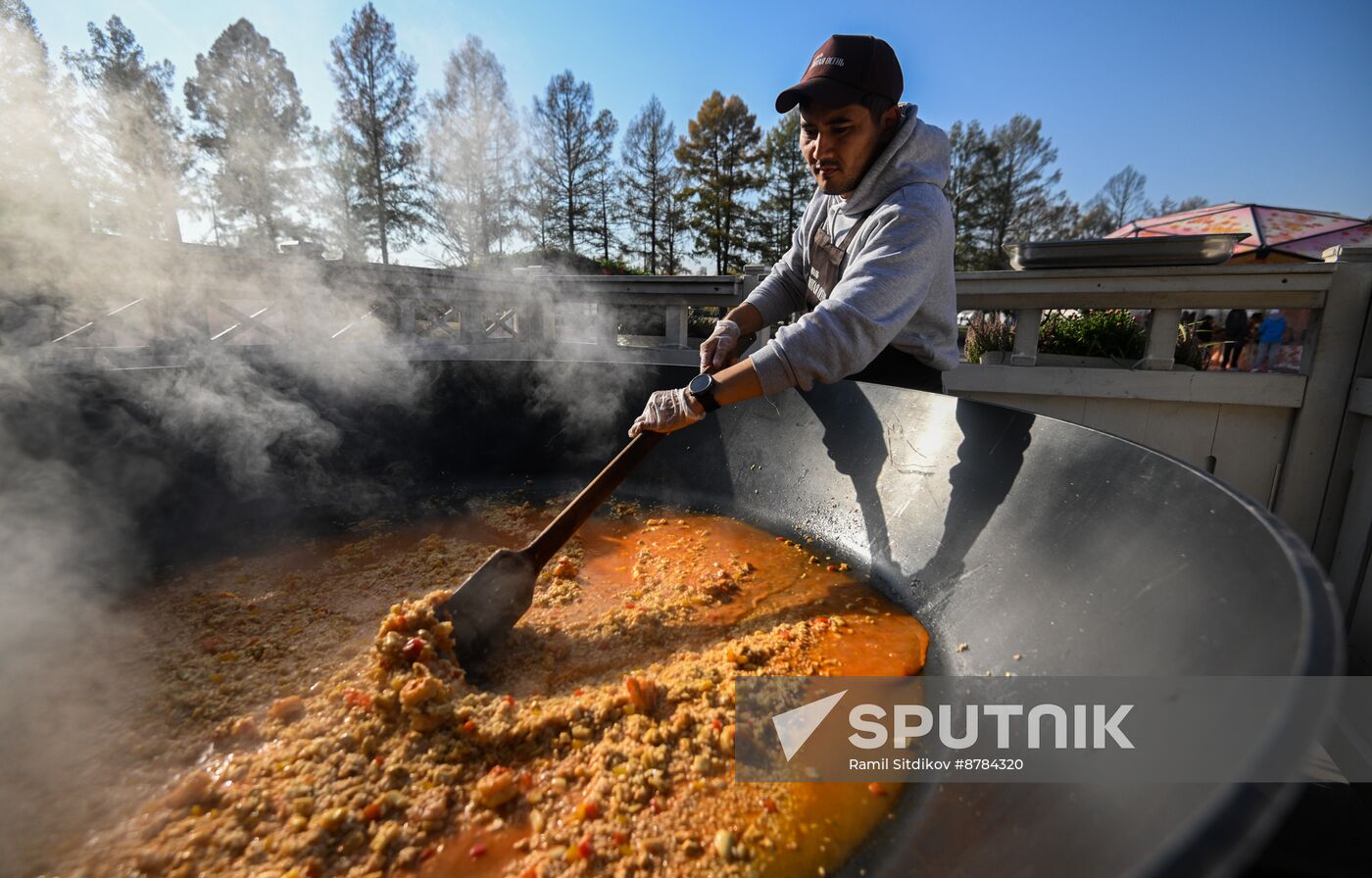 Russia Golden Autumn Festival