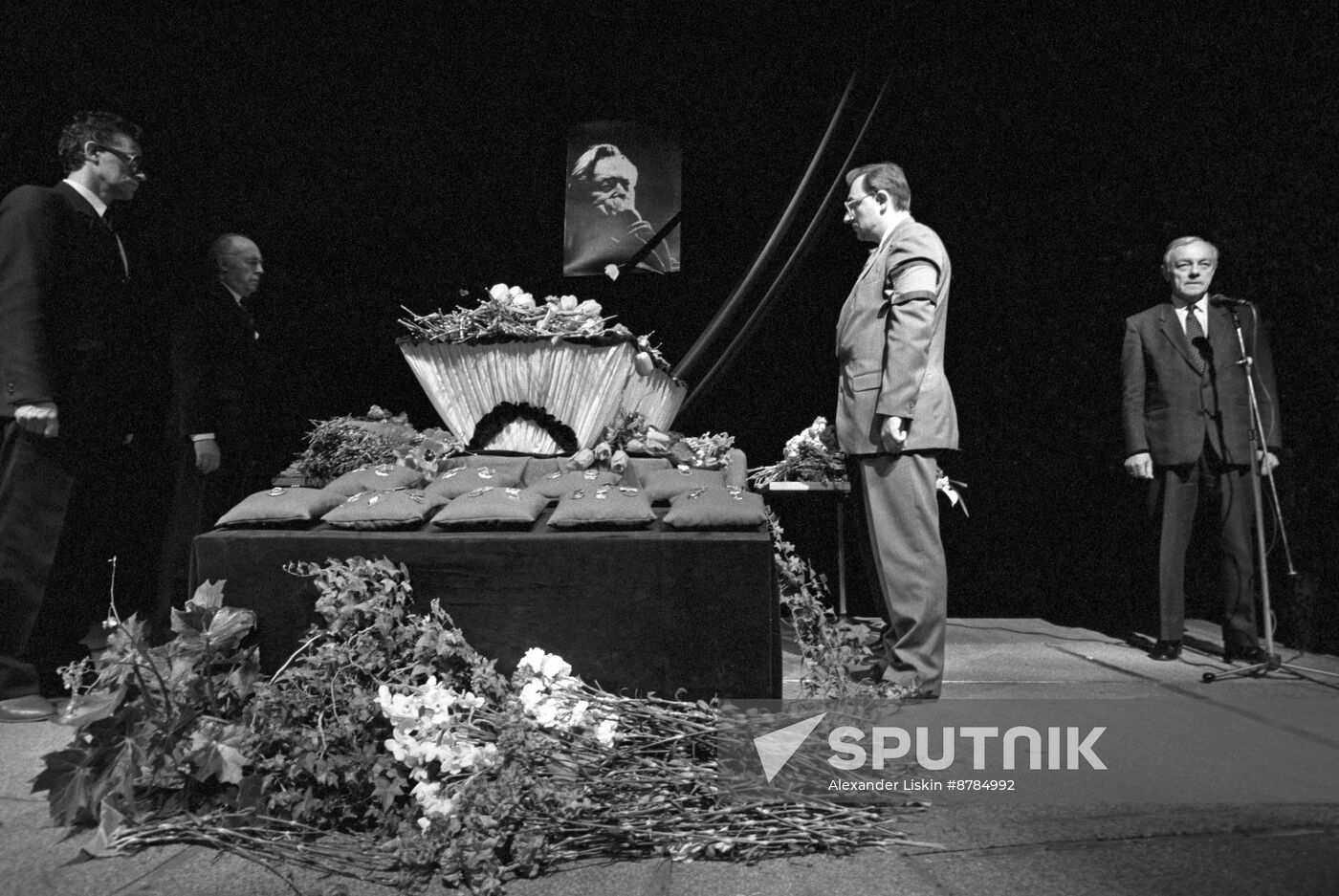 Funeral of USSR People's Artist Sergei Obraztsov