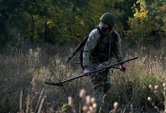 Russia Ukraine Military Operation Engineer Units