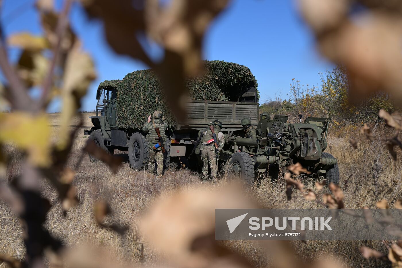 Russia Ukraine Military Operation Artillery Units Training