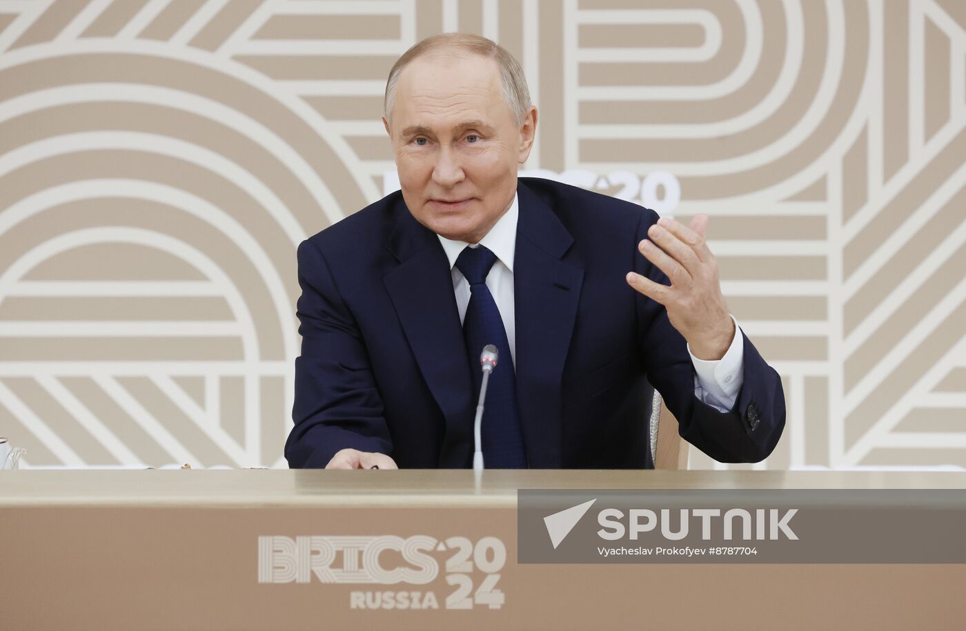 Russia Putin BRICS Leading Media Heads