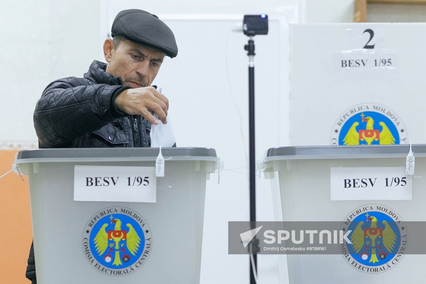 Moldova Presidential Election EU Referendum