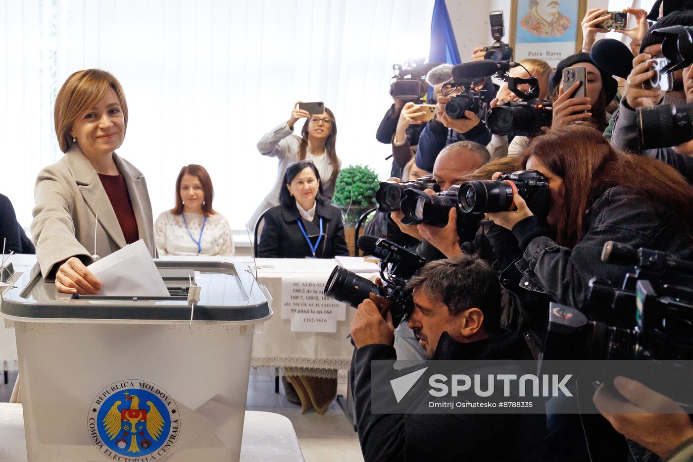 Moldova Presidential Election EU Referendum