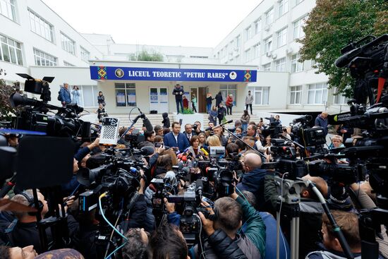 Moldova Presidential Election EU Referendum