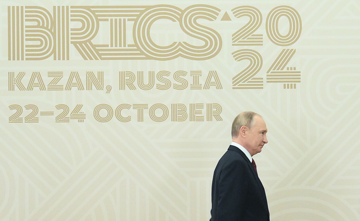 16th BRICS Summit. President Vladimir Putin meets with President of China Xi Jinping