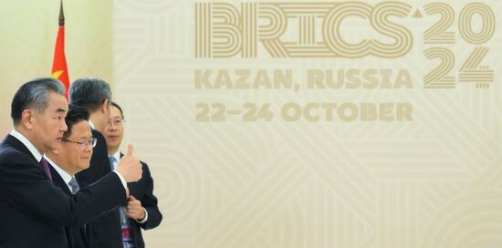 16th BRICS Summit. President Vladimir Putin meets with President of China Xi Jinping