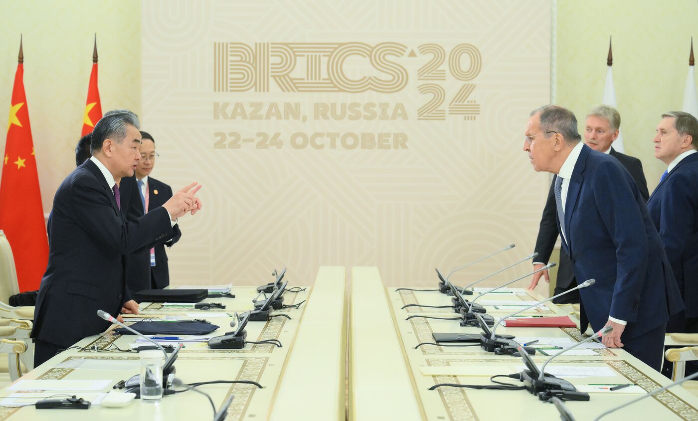 16th BRICS Summit. President Vladimir Putin meets with President of China Xi Jinping