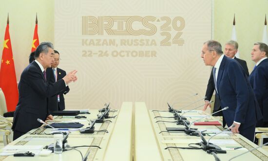 16th BRICS Summit. President Vladimir Putin meets with President of China Xi Jinping