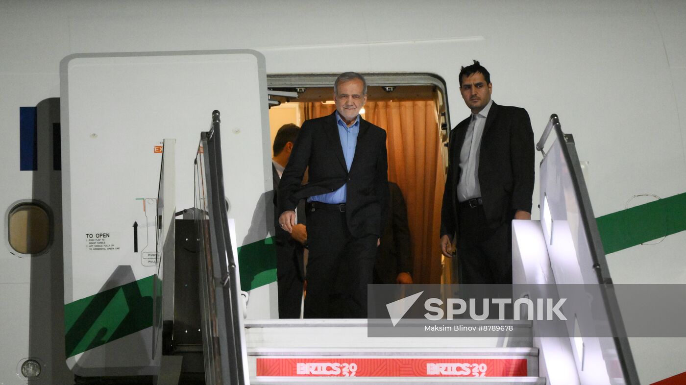 16th BRICS Summit. President of Iran Masoud Pezeshkian arrives in Kazan