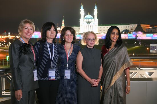 Participants of the 16th BRICS Summit in Kazan. Second left: Snezana Dodik, wife of the President of the Republic of Srpska Milorad Dodik. Third left: Deputy Prime Minister of the Republic of Tatarstan Leyla Fazleyeva. Right: Foreign Secretary of Sri Lanka Aruni Wijewardane. Location: Russia, Republic of Tatarstan, Kazan. Author: Vladimir Astapkovich. 16th BRICS Summit. Women's program