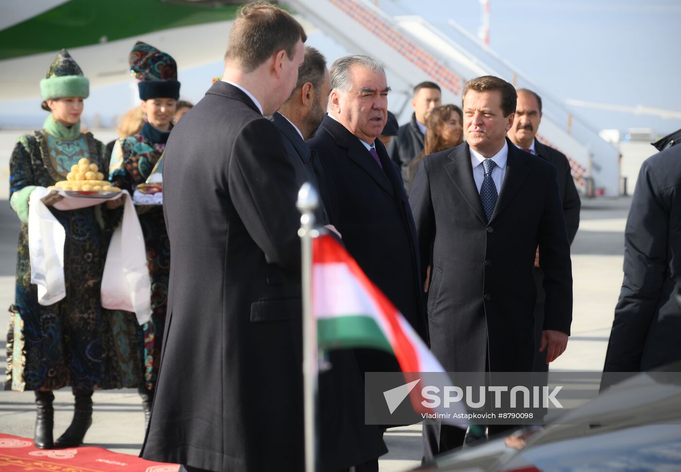 16th BRICS summit. President of Tajikistan Emomali Rahmon arrives in Kazan