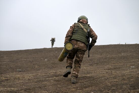 Russia Ukraine Military Operation Anti-Tank Unit Training