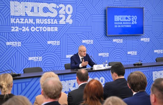 Russian Presidential Adviser Anton Kobyakov at the briefing during the 16th BRICS Summit in Kazan. Location: Russia, Republic of Tatarstan, Kazan. Author: Kirill Zykov. 16th BRICS Summit. Briefing by Russian Presidential Adviser Anton Kobyakov