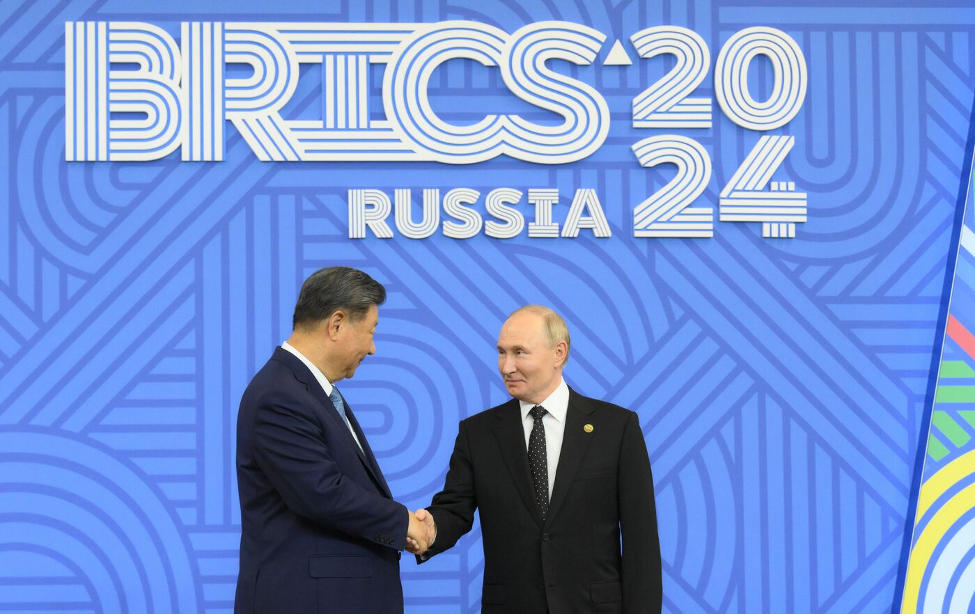 16th BRICS Summit. Vladimir Putin greets heads of BRICS delegations at official ceremony