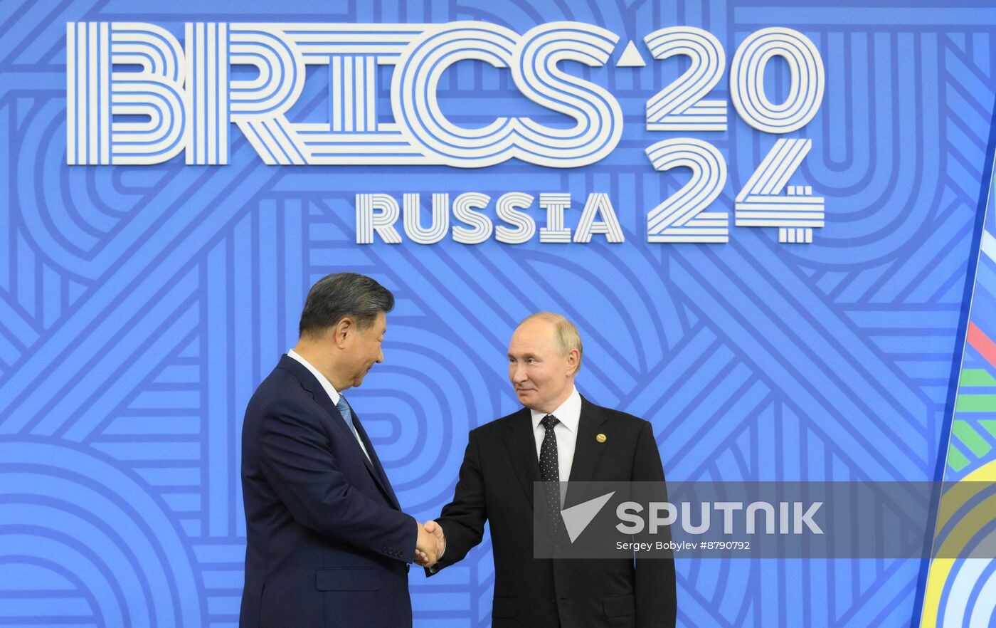 16th BRICS Summit. Vladimir Putin greets heads of BRICS delegations at official ceremony