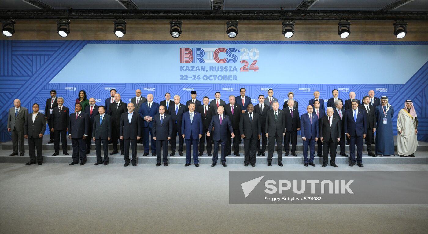 16th BRICS Summit. Joint photo opportunities for BRICS heads of delegation