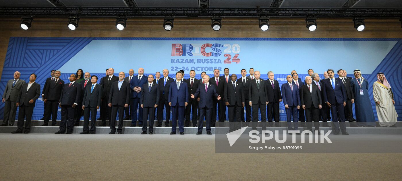 16th BRICS Summit. Joint photo opportunities for BRICS heads of delegation