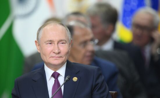 President of Russia Vladimir Putin during the plenary session of the Outreach/BRICS Plus meeting. Location: Russia, Republic of Tatarstan, Kazan. Author: Vladimir Astapkovich. 16th BRICS summit. Outreach/BRICS Plus meeting. Plenary session