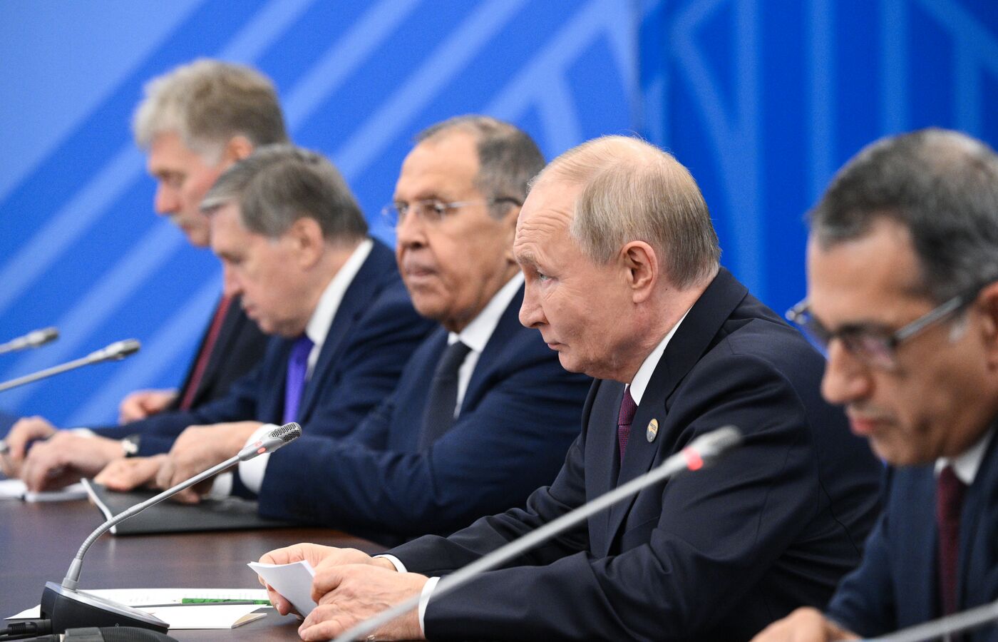 16th BRICS Summit. President of Russia Vladimir Putin meets with President of Laos Thongloun Sisoulith