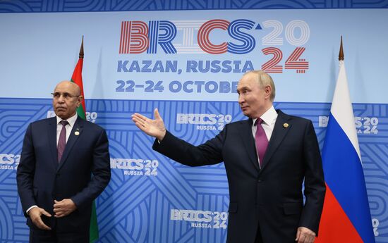 16th BRICS Summit. President of Russia Vladimir Putin meets with President of Mauritania Mohamed Ould Ghazouani