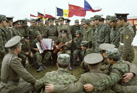 Shield-84 all-arms exercise