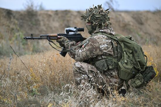 Russia Ukraine Military Operation Troops Training