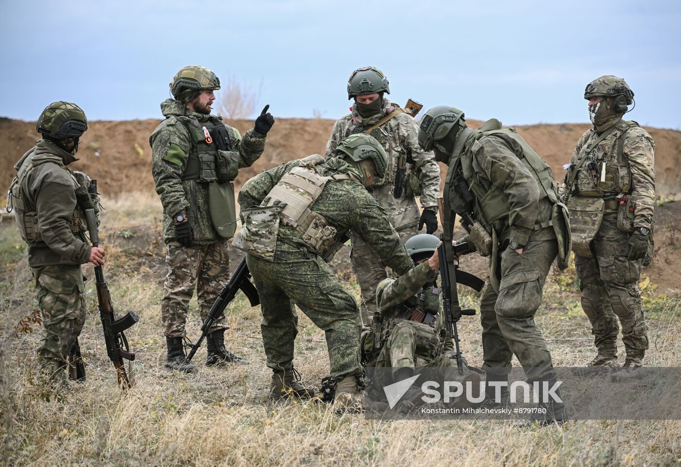 Russia Ukraine Military Operation Troops Training