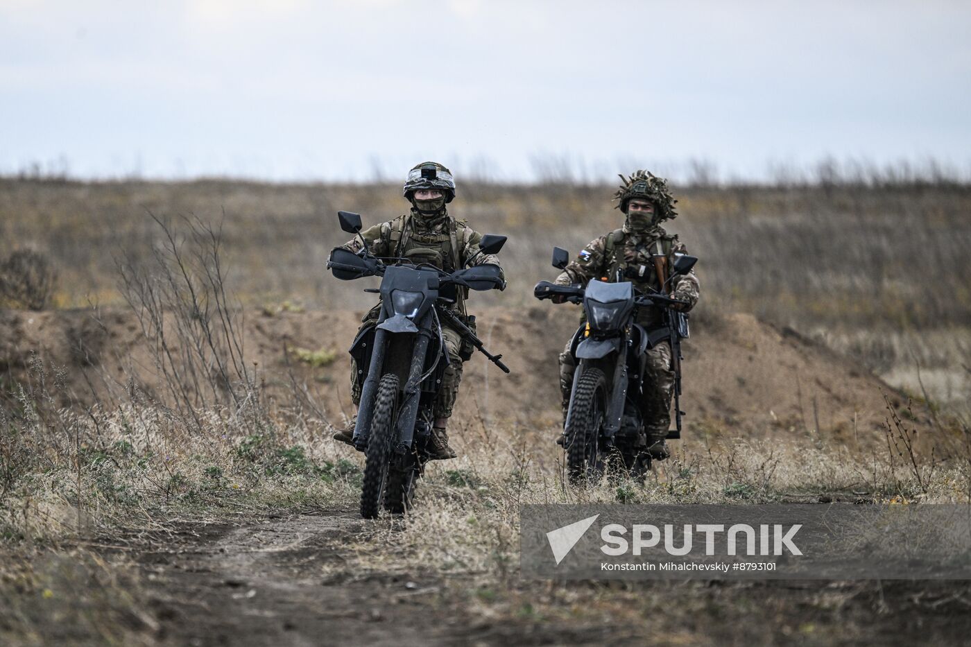 Russia Ukraine Military Operation Troops Training