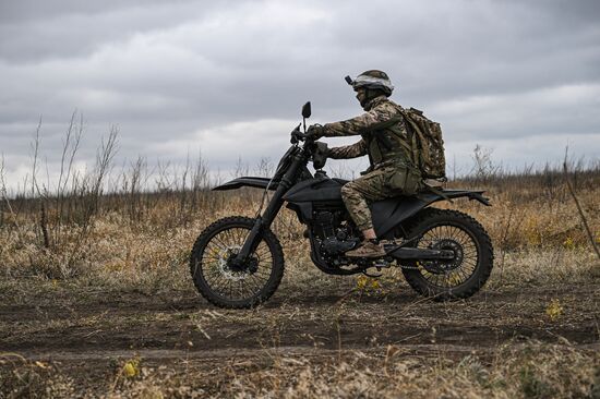 Russia Ukraine Military Operation Troops Training