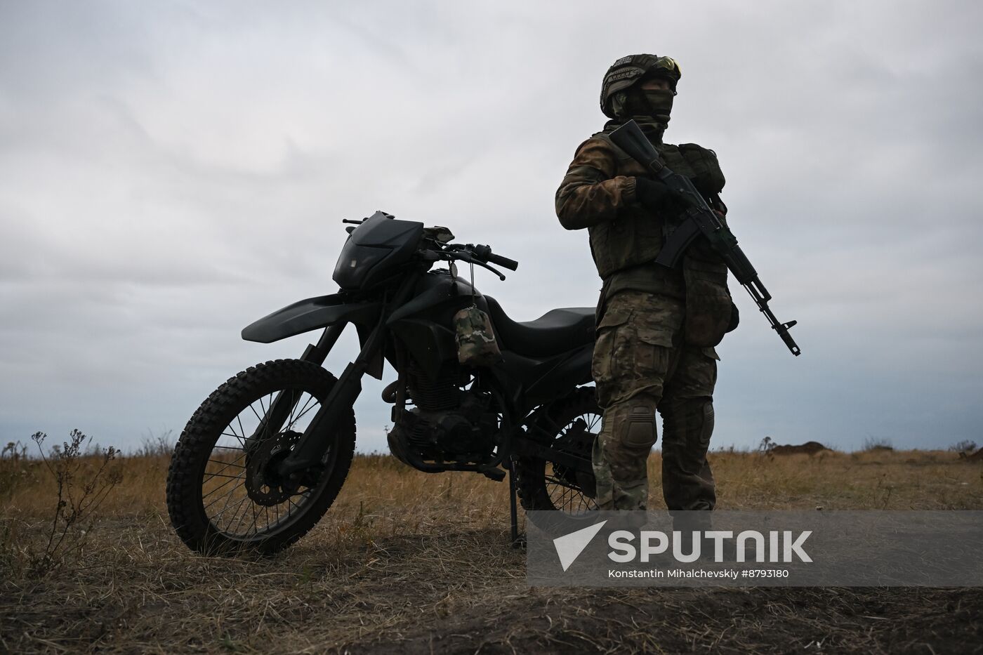 Russia Ukraine Military Operation Troops Training