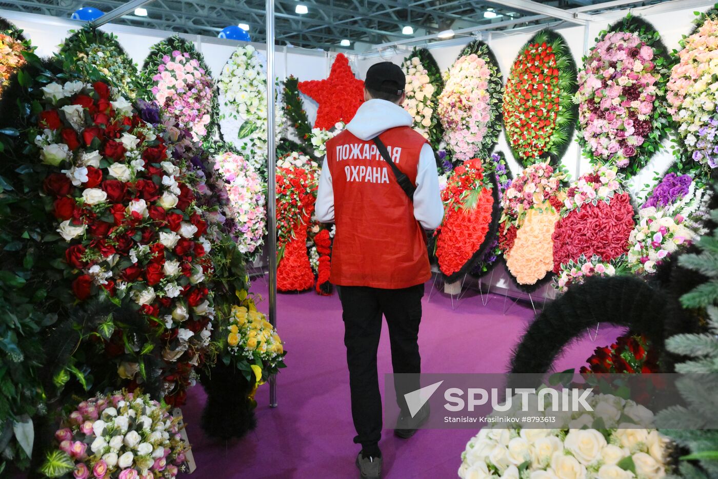 Russia Necropolis Exhibition