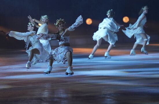 Russia Ice Show Evenings on a Farm 2.0