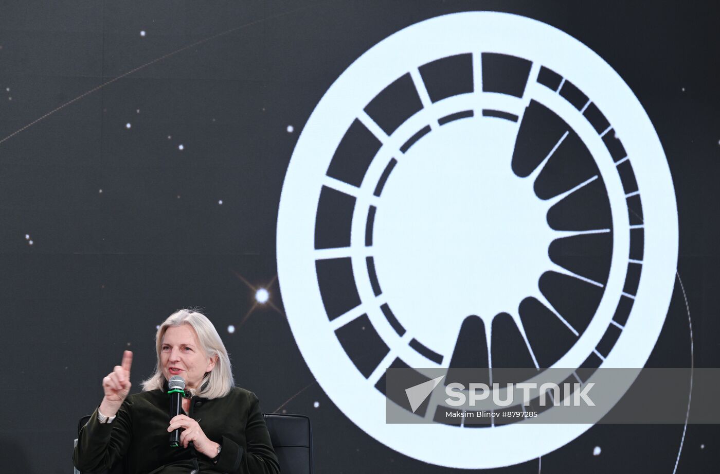 Inventing the Future symposium. The Art of Life: A Series of Interviews with Semyon Mikhailovsky