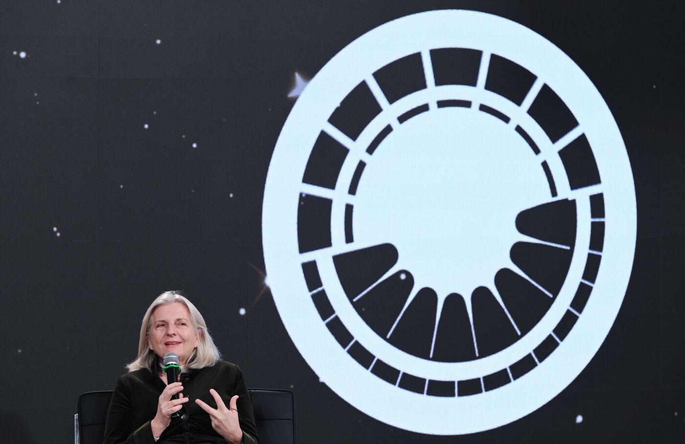 Inventing the Future symposium. The Art of Life: A Series of Interviews with Semyon Mikhailovsky