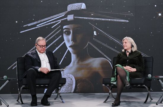 Inventing the Future symposium. The Art of Life: A Series of Interviews with Semyon Mikhailovsky