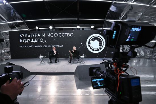 Inventing the Future symposium. The Art of Life: A Series of Interviews with Semyon Mikhailovsky