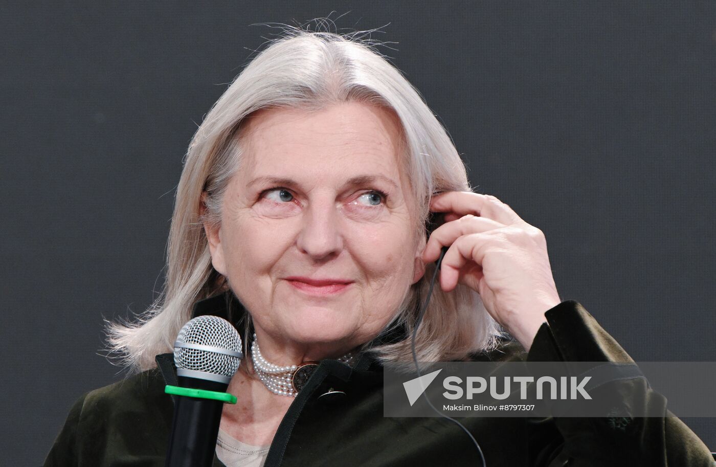 Inventing the Future symposium. The Art of Life: A Series of Interviews with Semyon Mikhailovsky