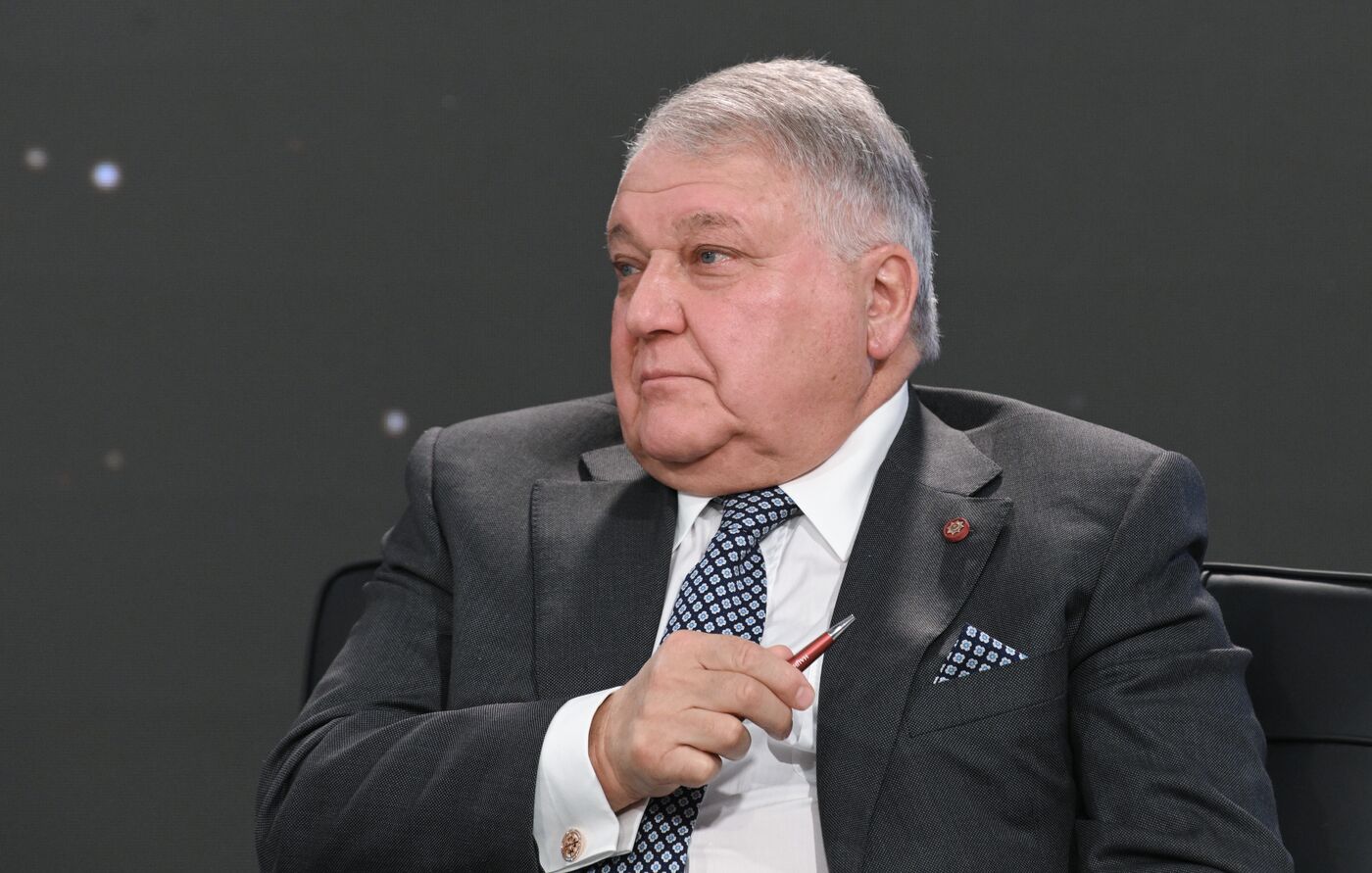 Inventing the Future symposium. The Art of Life: A Series of Interviews with Semyon Mikhailovsky